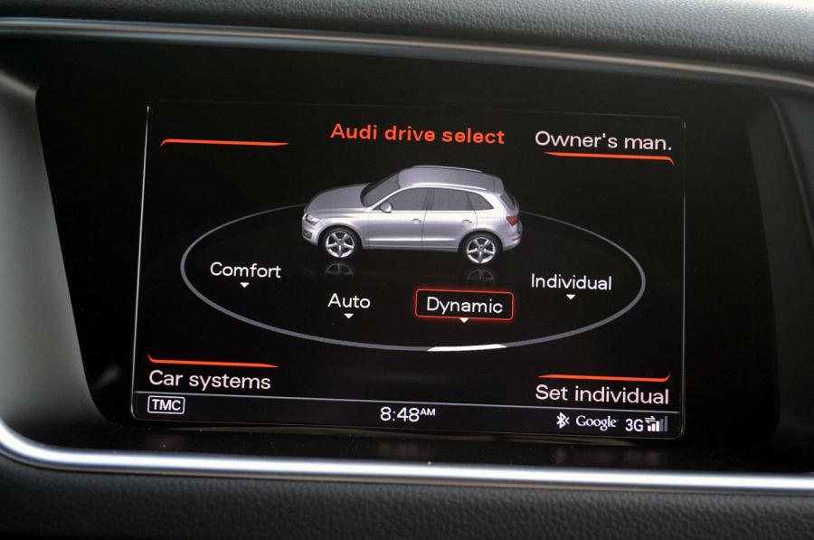 Детали интерьера Audi SQ5 TFSI (8R) 2013 года  (NA) (фото 76 из 82)